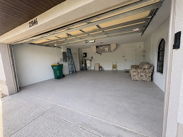 23146 Ambassador Ave — Photo 44