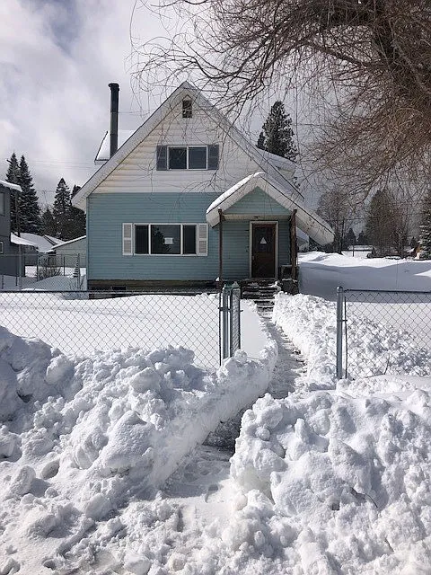 625 Ash St photo 1