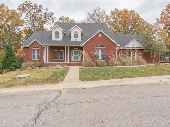 2548 Stone Ridge Dr, Poplar Bluff, MO 63901