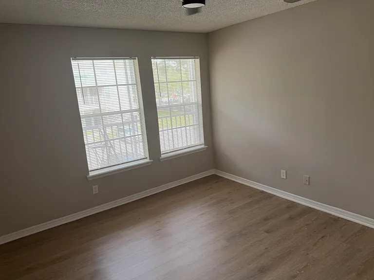 5986 Westgate Dr #202 — Photo 10