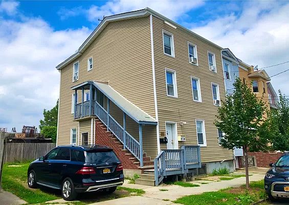 1st image of 14-28 114th St