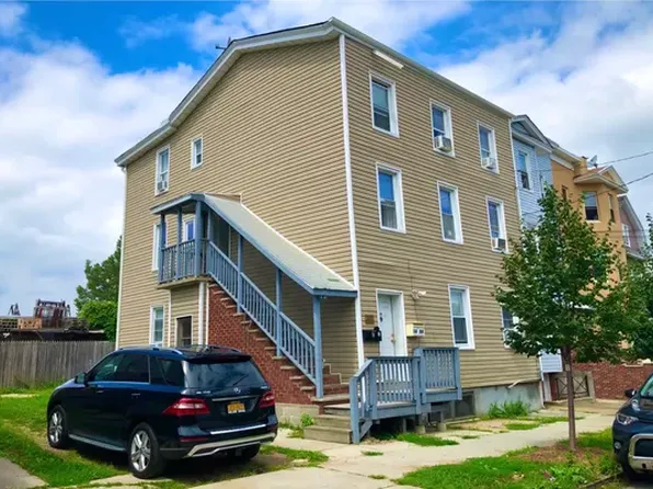14-28 114th St, College Pt, NY 11356