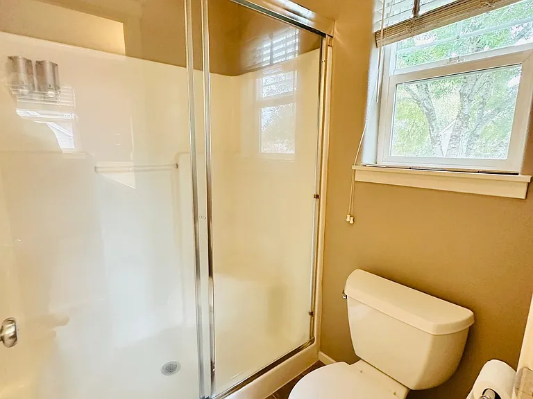 6048 NE Birch St — Photo 13