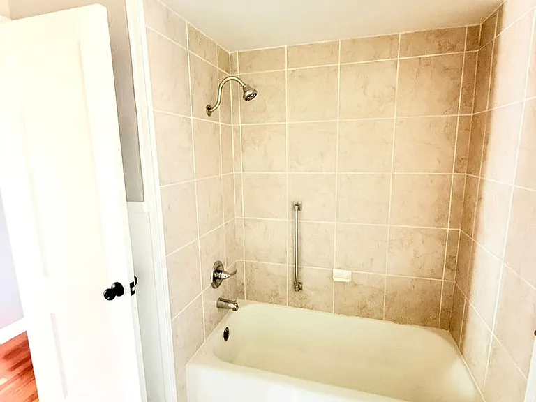 204 S Porter St — Photo 9