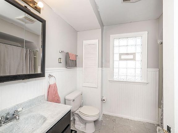 4th image of 6939 Dianna Dr
