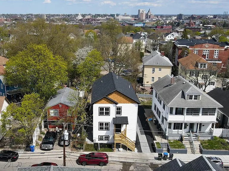 35 Mount Pleasant Ave #1 — Photo 13