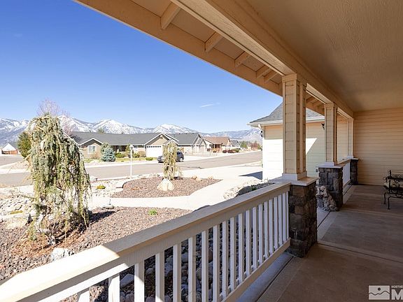 3rd image of 2865 Del Mar Dr