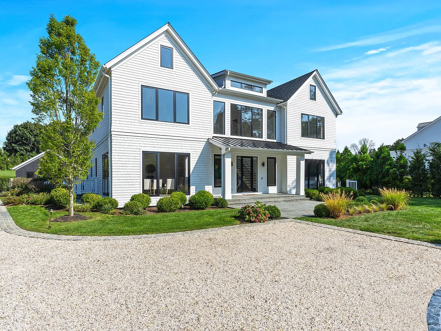 Southampton Village Rental — Photo 3