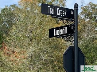 18 Lindenhill Ct, Savannah, GA 31405