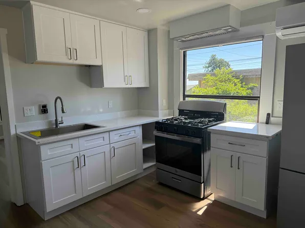 1139 Oxford St #2, Berkeley, CA 94707