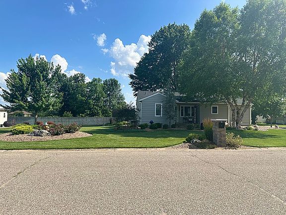 2nd image of 101 Westwood Dr