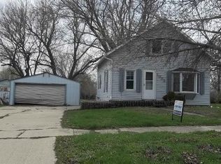 1009 3rd Ave, Armstrong, IA 50514