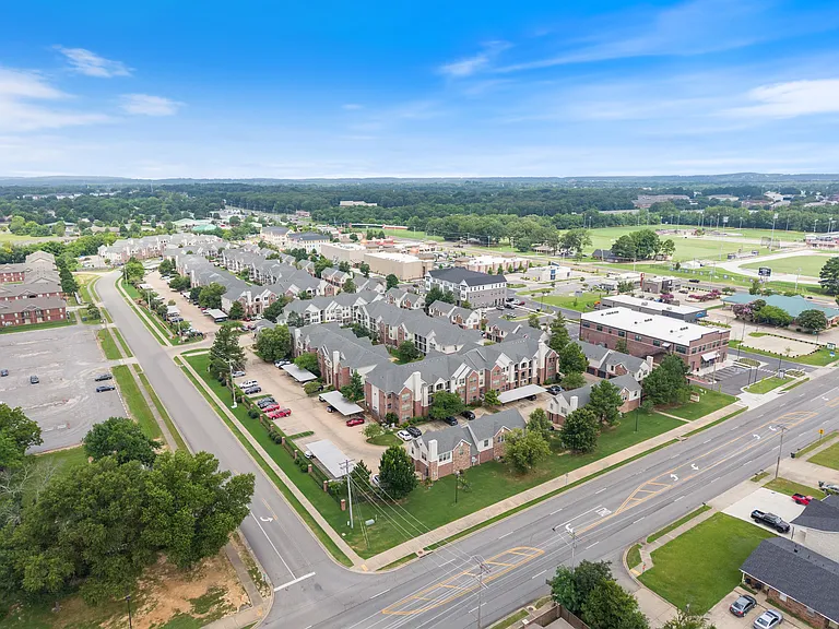 Centerstone Apartments — Photo 32