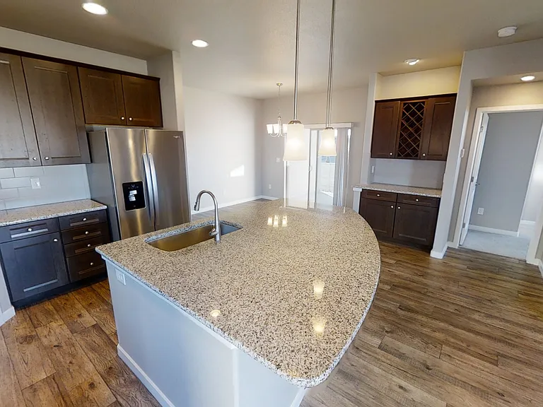 2041 Medici Ln — Photo 27