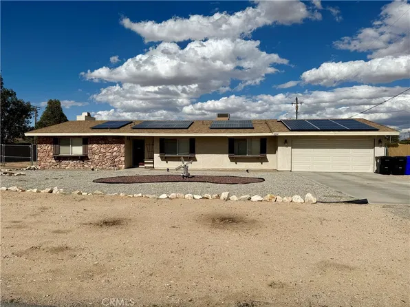 21064 Sioux Rd, Apple Valley, CA 92308