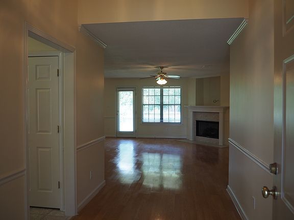 5th image of 7914 Jills Creek Dr