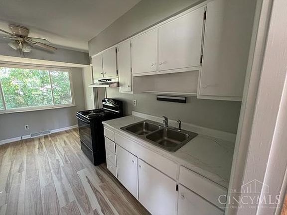 5th image of 10903 Sharondale Rd
