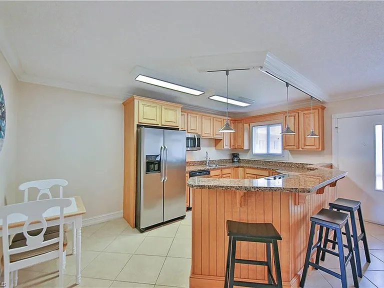 1100 Gulf Shore Blvd N #207 — Photo 12