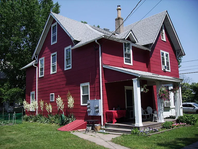 600 W Front St — Photo 2