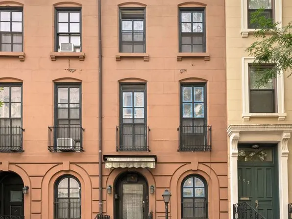 105 Saint Felix Street image 6 of 12