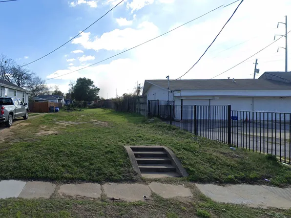 2816 Marburg St, Dallas, TX 75215