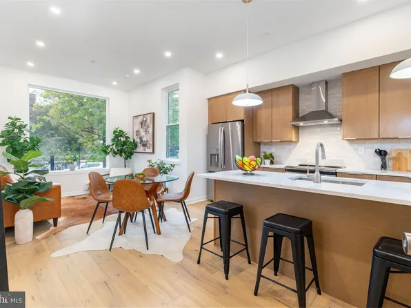 903 Corinthian Ave #1, Philadelphia, PA 19130