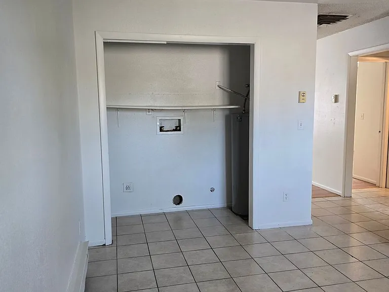 940 Iowa Ave — Photo 7