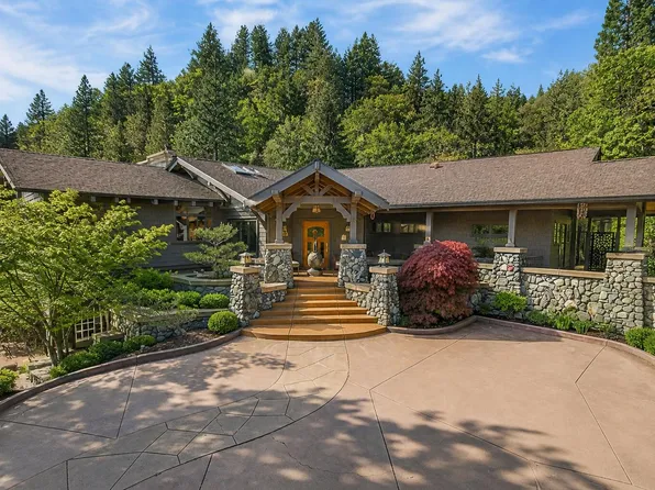 237 Granite St, Ashland, OR 97520