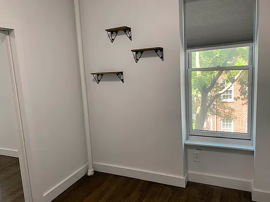 Rented by Flatiron Real Estate Advisors LLC | media 12