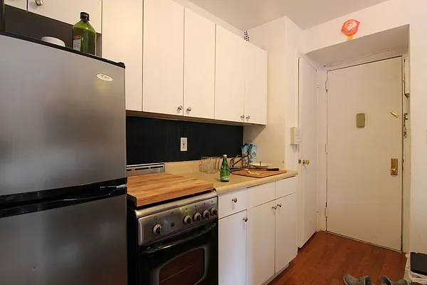 Rented by Compass | media 3