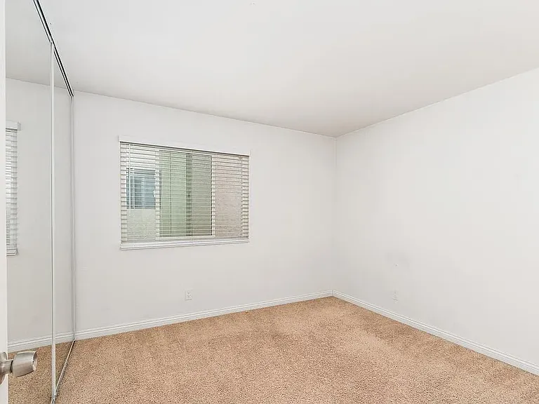 7898 Hemphill Dr — Photo 11