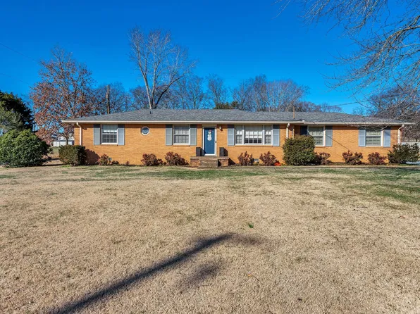 516 Long Hollow Pike, Goodlettsville, TN 37072