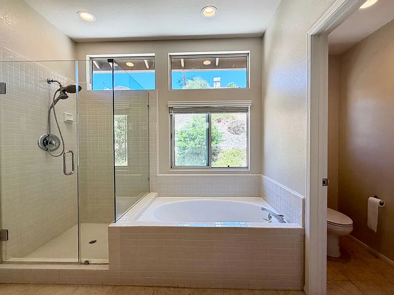 3366 Waterford Dr — Photo 29