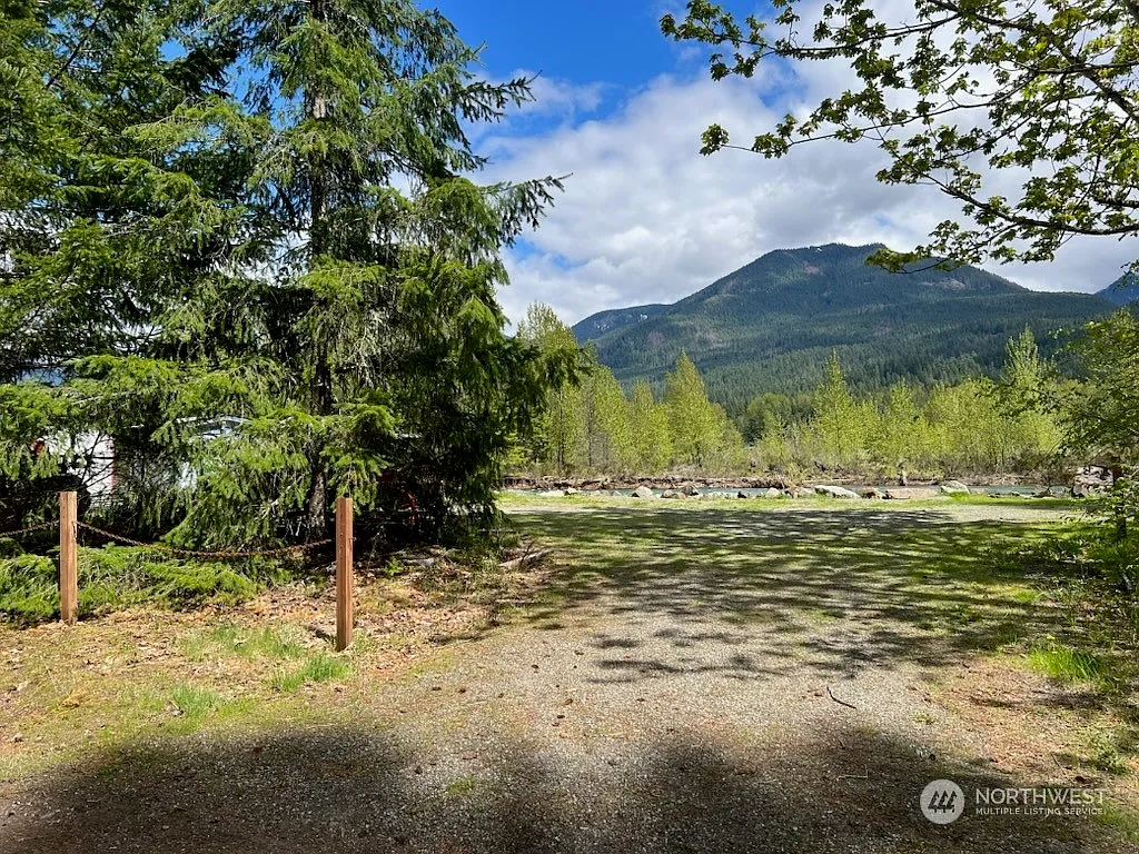 176 Mountain View Drive photo 1