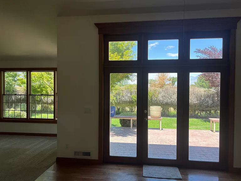 659 Maple Ave — Photo 4