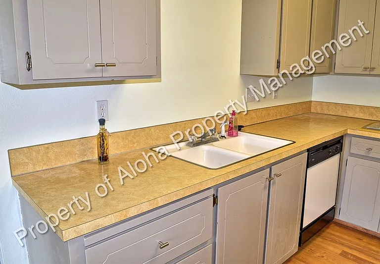 6901 W Freemont — Photo 4