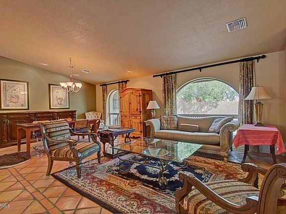 5th image of 739 E Braeburn Dr