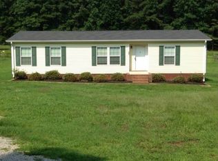 1261 Smokey Starnes Rd, Lancaster, SC 29720