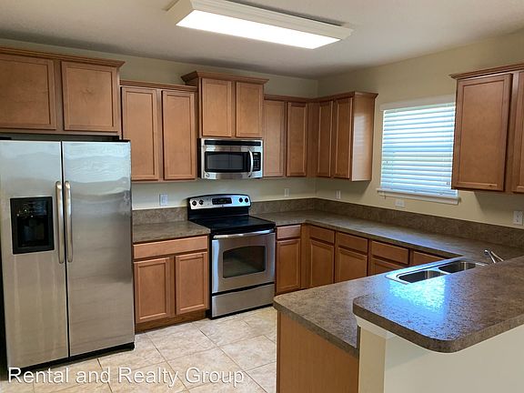 2nd image of 1012 Mandarin Way