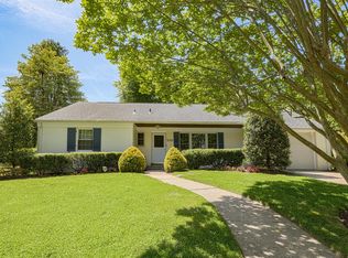 5700 Ridgefield Rd, Bethesda, MD 20816