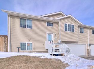 1023 Carl Ave, Rapid City, SD 57703