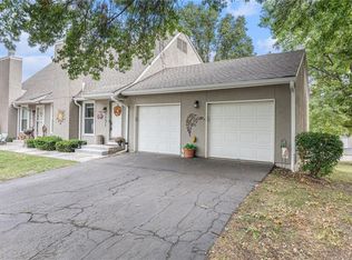 12315 W 107th Ter, Overland Park, KS 66210