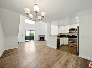 6212 Fulton Ave #202, Van Nuys, CA 91401