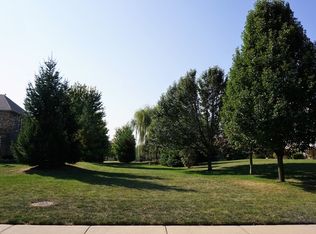 4203 Curtis Meadow Dr, Champaign, IL 61822