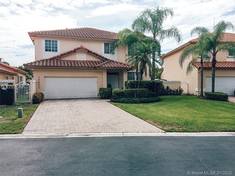 1st image of 10621 NW 54th St
