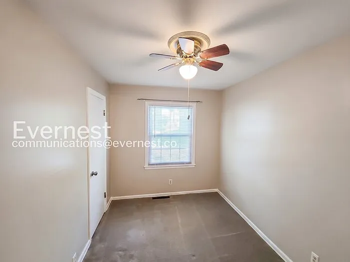 2904 N Chippewa Dr — Photo 9