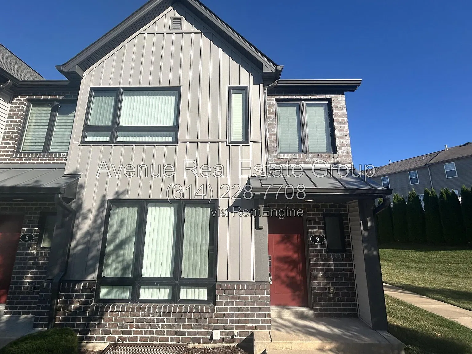 3 bed, 3.0 bath, $2,300 — Photo 1