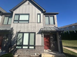 9 Haddon Pl, Saint Charles, MO 63303