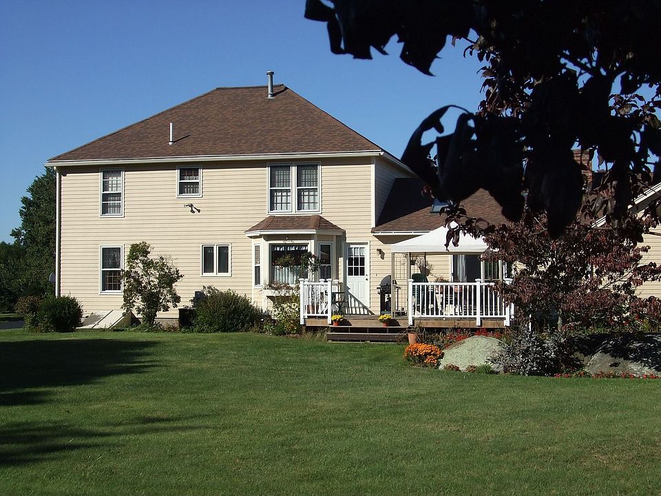 2nd image of 10 Shedd Ln
