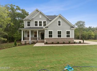 231 Dona Dr, Carthage, NC 28327
